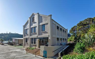Skip the commute and relocate your office to beautiful Catalina Bay