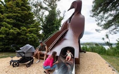 Playgrounds, parks and Portuguese tarts 