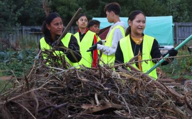 Etu Rakau: creating a circular economy by connecting community