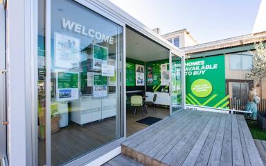 Farewell to the Ōwairaka Info Cube